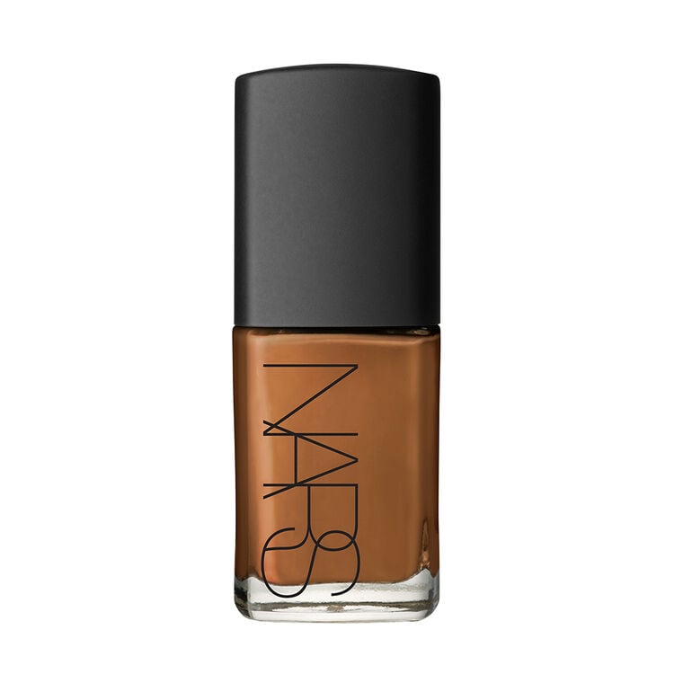 Display zoomed image number 1: Sheer Glow Foundation, Manaus