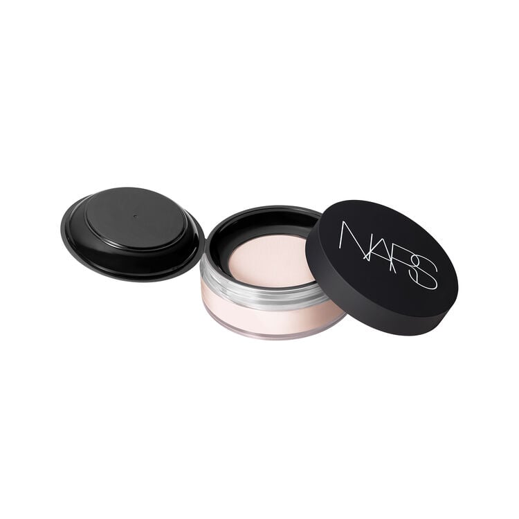 Display zoomed image number 1: Light Reflecting&trade; Prismatic Powder - Loose, Dusk