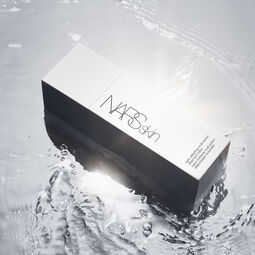 Light Reflecting&trade; Toning Treatment LotionLight Reflecting&trade; Toning Treatment Lotion, 